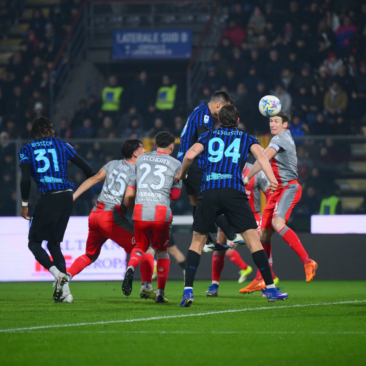 InterFanTV's tweet image. #CremoneseInter 0-2: la marcia della capolista continua! Terzo tempo e pagelle, commenti, rassegna, interviste e #calciomercato su #InterFanTV:
youtube.com/live/e6h2WLk6-…