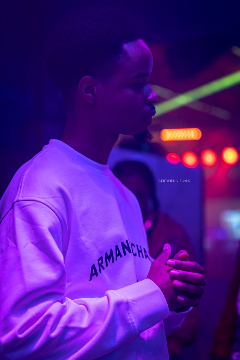 DaRealNitrose's tweet photo. Ion even want to talk 🤐 just thinking bout getting rich 🧠💰Man somebody gotta get it 🦅

@Gankgaank36 

📸: @BlessdDrippa 

#Nitrose 🚀 https://t.co/RH7iwVbDJ9