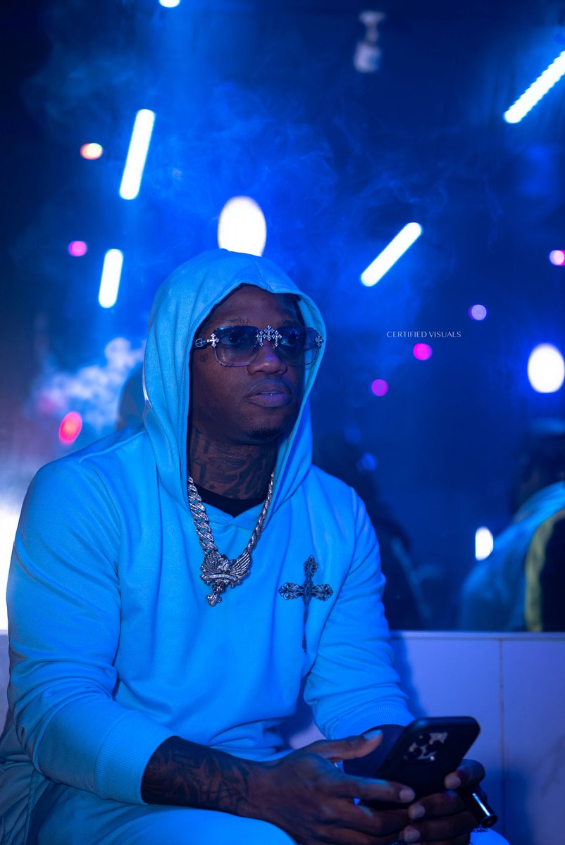 Ion even want to talk 🤐 just thinking bout getting rich 🧠💰Man somebody gotta get it 🦅

<a href="/Gankgaank36/">GANK GAANK</a> 

📸: <a href="/BlessdDrippa/">C.SKI</a> 

#Nitrose 🚀