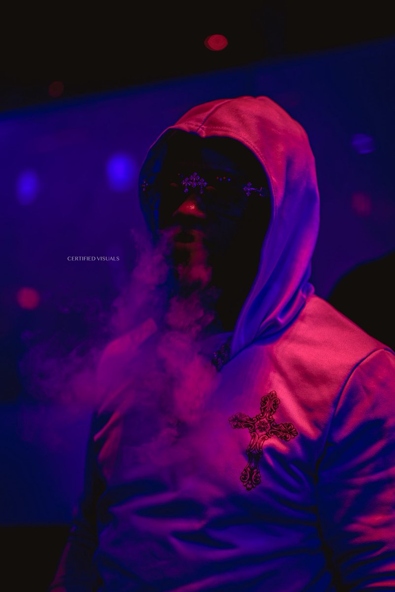 DaRealNitrose's tweet photo. Ion even want to talk 🤐 just thinking bout getting rich 🧠💰Man somebody gotta get it 🦅

@Gankgaank36 

📸: @BlessdDrippa 

#Nitrose 🚀 https://t.co/RH7iwVbDJ9