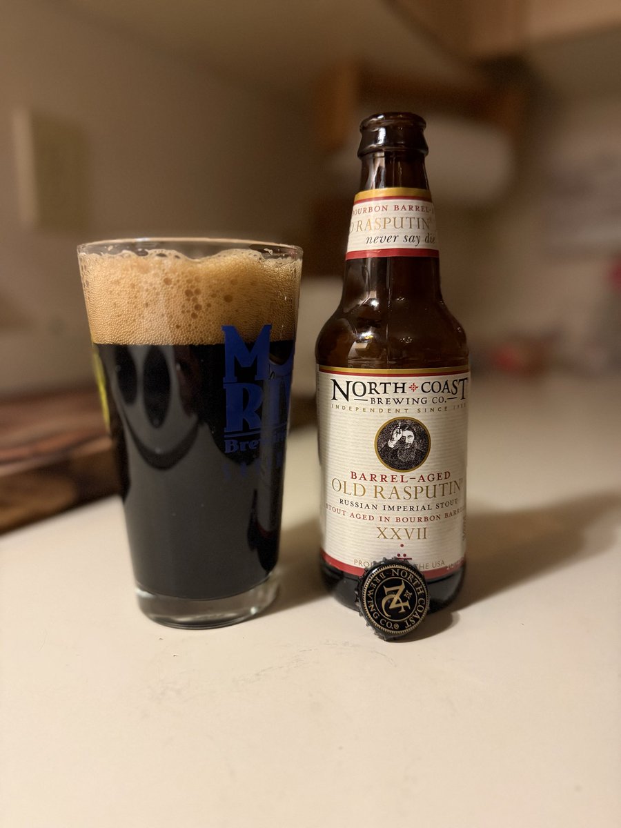 AleReview tweet media