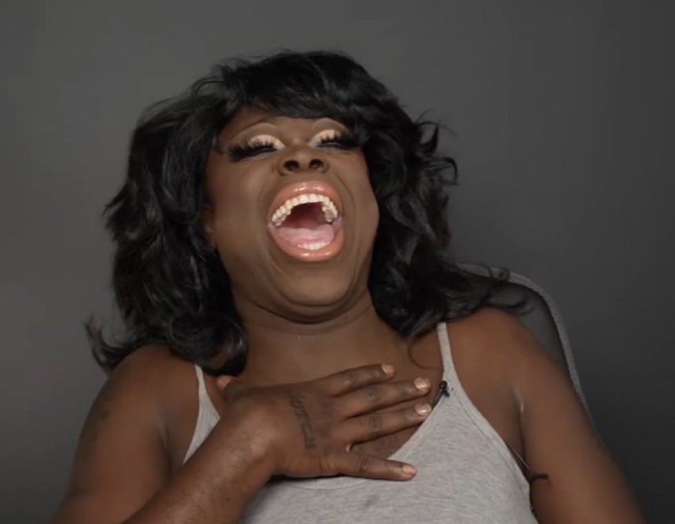 heyjaeee's tweet image. That man did all that preaching on stage just for Gaga to get on stage right after dressed in red talking about the devil of the night……I LOVE IT!