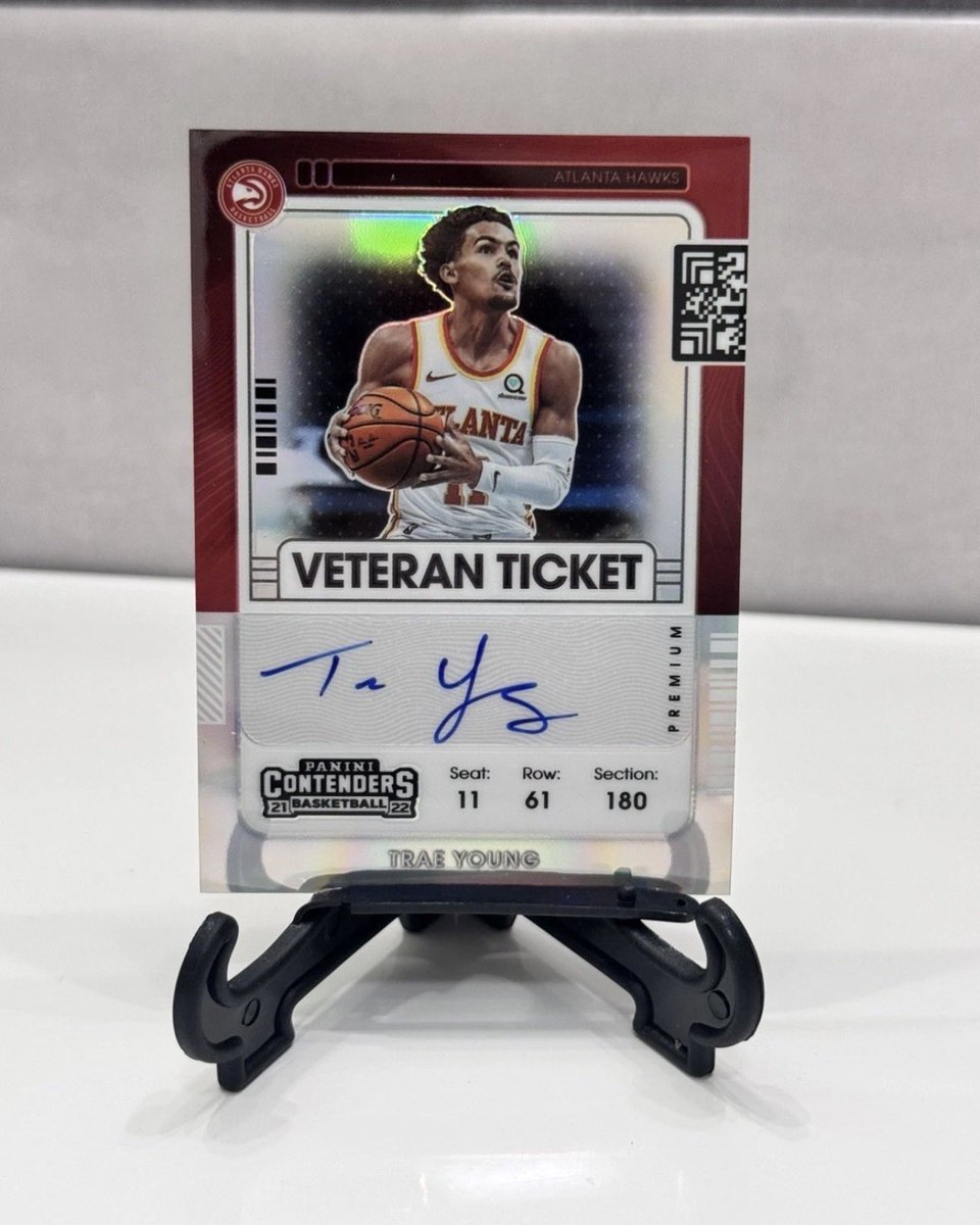 JFCthethird's tweet photo. @cardboardbst @falcon7716 Trae Young 2021-22 Panini Contenders Silver Auto Veteran Ticket

$115 bmwt https://t.co/tgv28RXr4Y