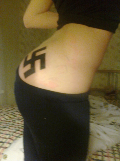 Mile_qohS2's tweet photo. I really want to get a tattoo like that https://t.co/WvcHFvvJlJ