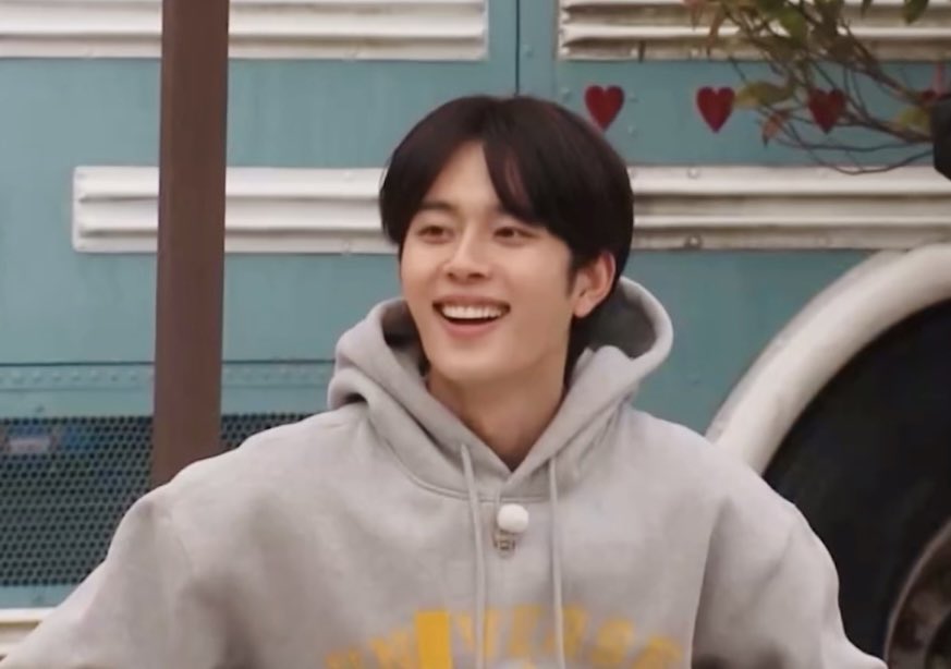 애가 진짜 예쁘긴해..