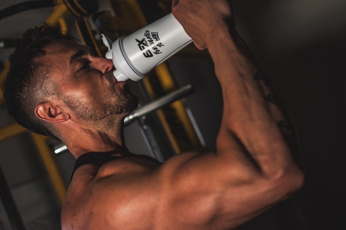 No excuses; just dedication, consistency and results.💪

#FormulatedToWin

-
-
#fitness #ﬁtnessmotivation #gymrat