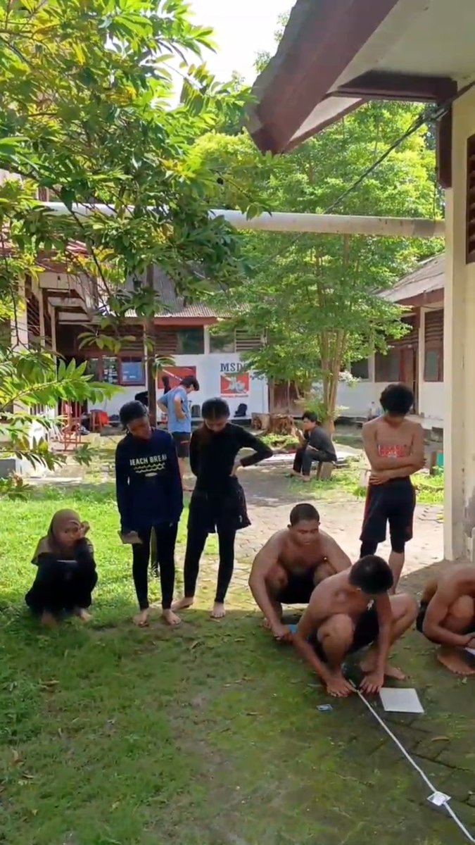 fdcunhas's tweet photo. [AFTER REPORT]

Telah Berlangsung Latihan Perairan Terbuka CAM XXII FDC UNHAS
Di Pulau Barrang Lompo
___________________
WaspadaDiraAnuraga https://t.co/cFoeLuj5VX