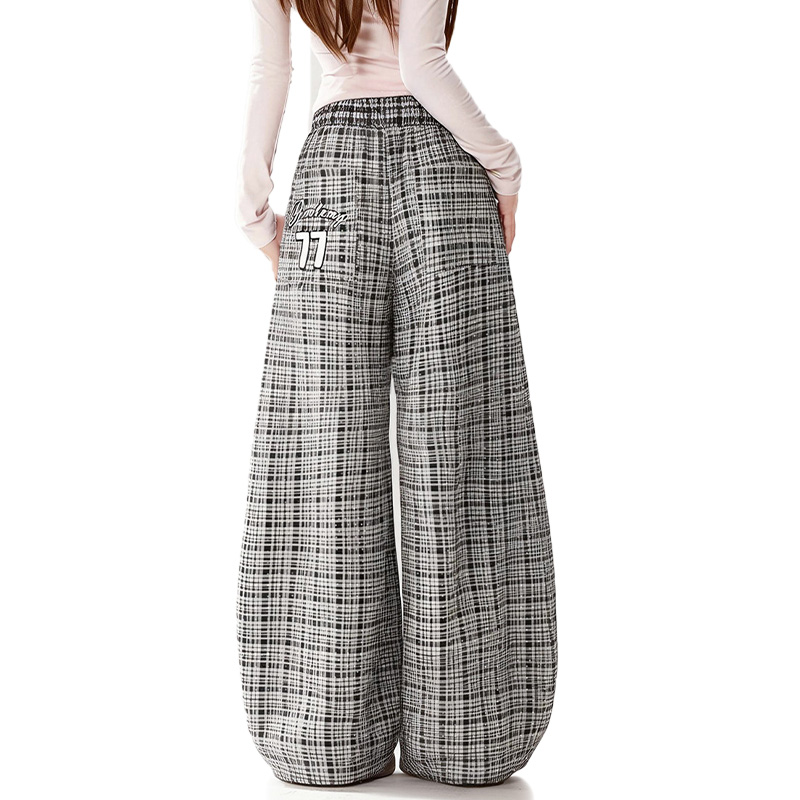 CgiilsFashion's tweet image. 🖤 Plaid, slouchy, yours — these baggy check pants are fully customizable.

DM to design your perfect casual-cool staple.
#custompants #pantsmurah #trousers #clothesshopping #newclothes