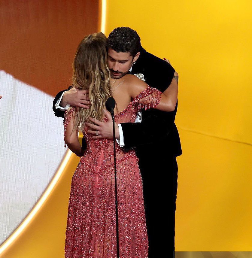 Entre reyes se entienden, karol g &amp; bad bunny! ❤️‍🩹