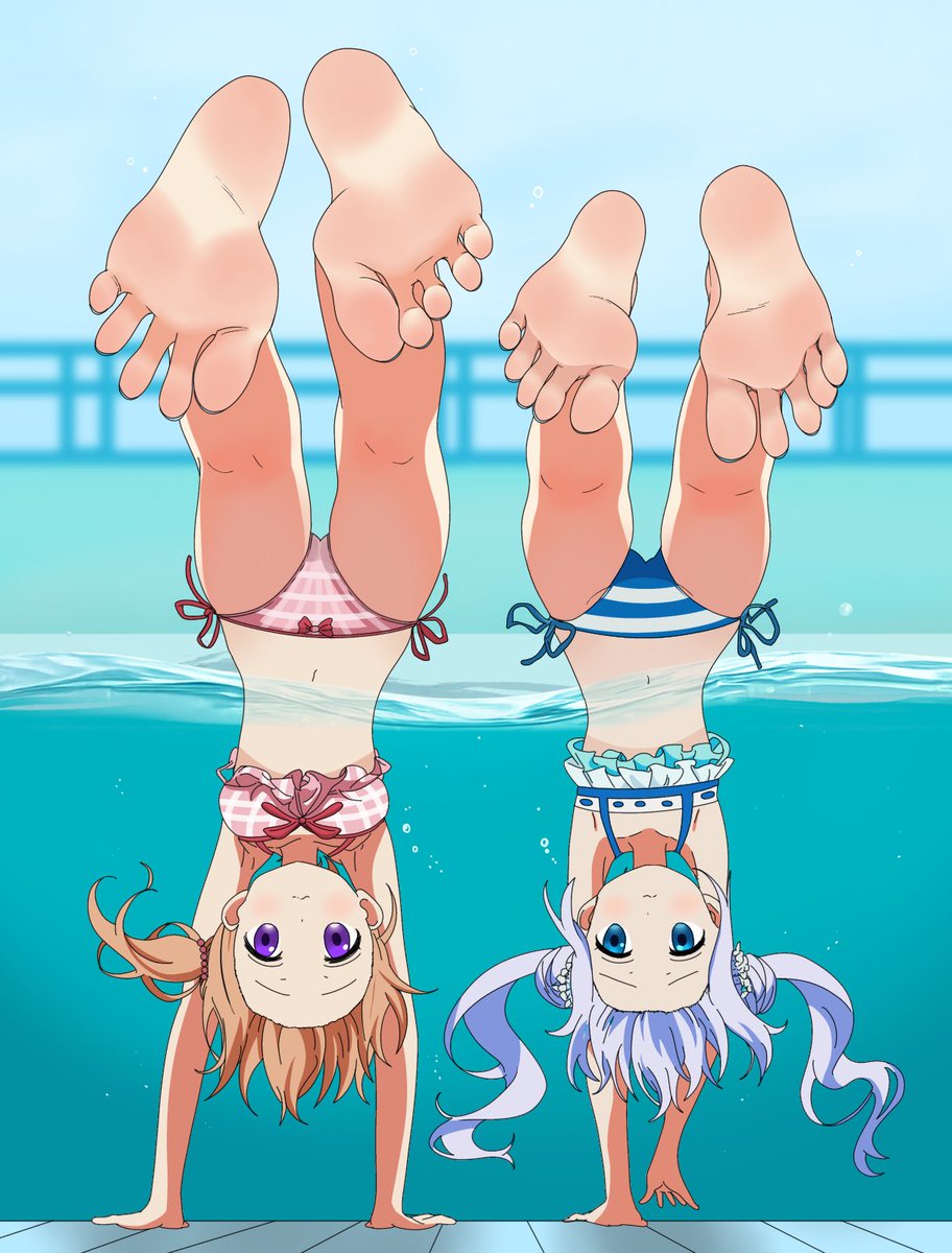 お題箱より
「ご注文はうさぎですか？
保登心愛 香風智乃
プールの中で逆立ちをして水面に足を突き出しているシーン」