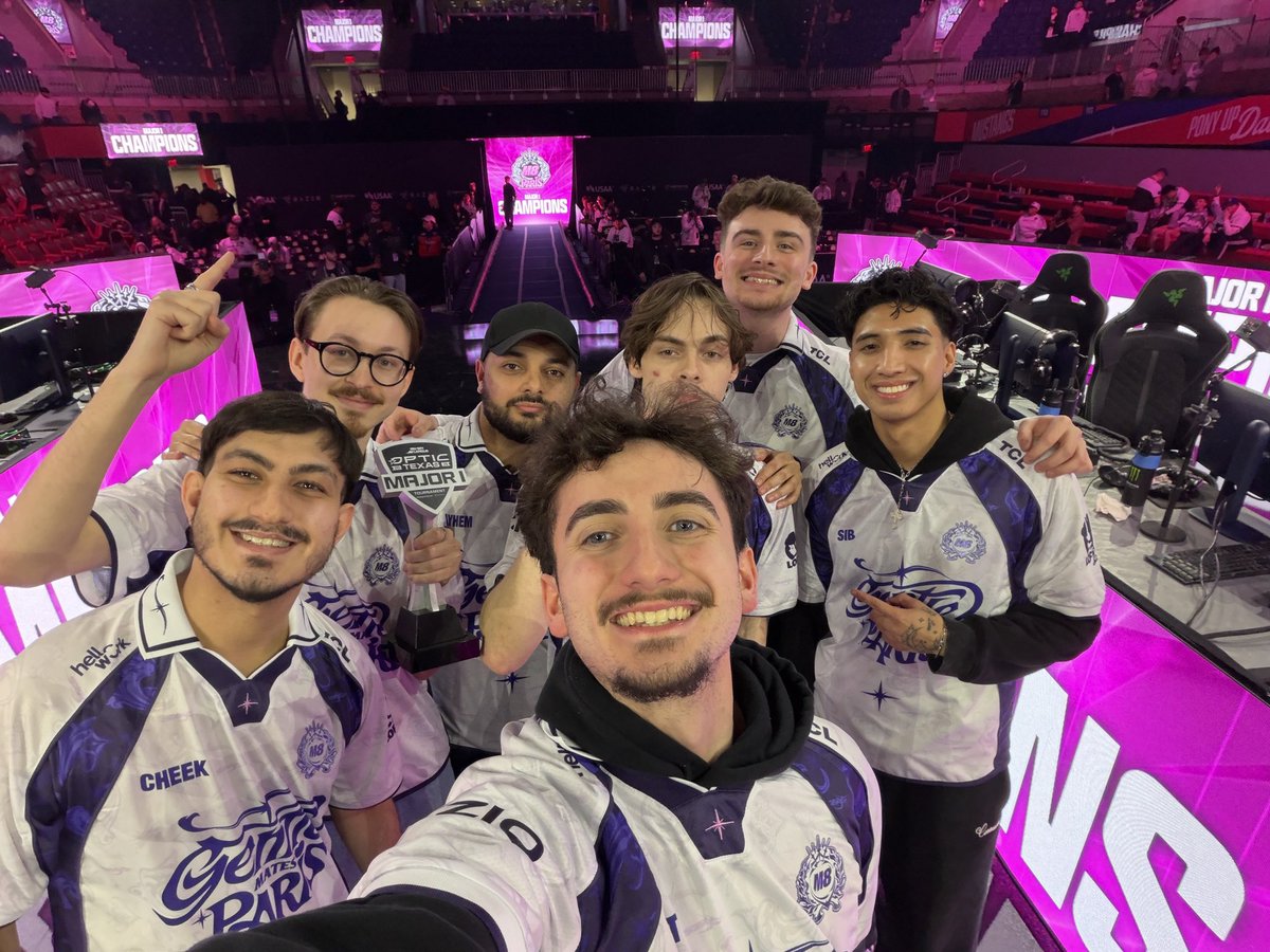 All Smiles from the Champs 😁