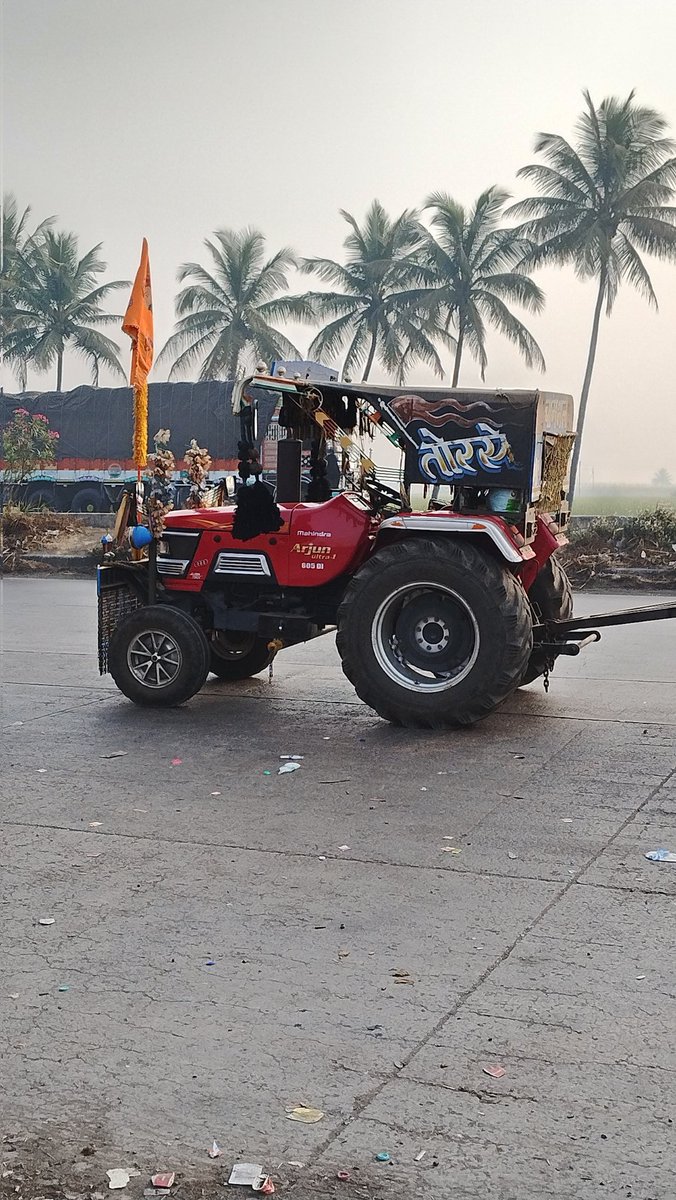 nagpai's tweet photo. Thank you #WCKolhapur for your warmth! Now going home (that's not my car) https://t.co/p7aIFlDKCJ