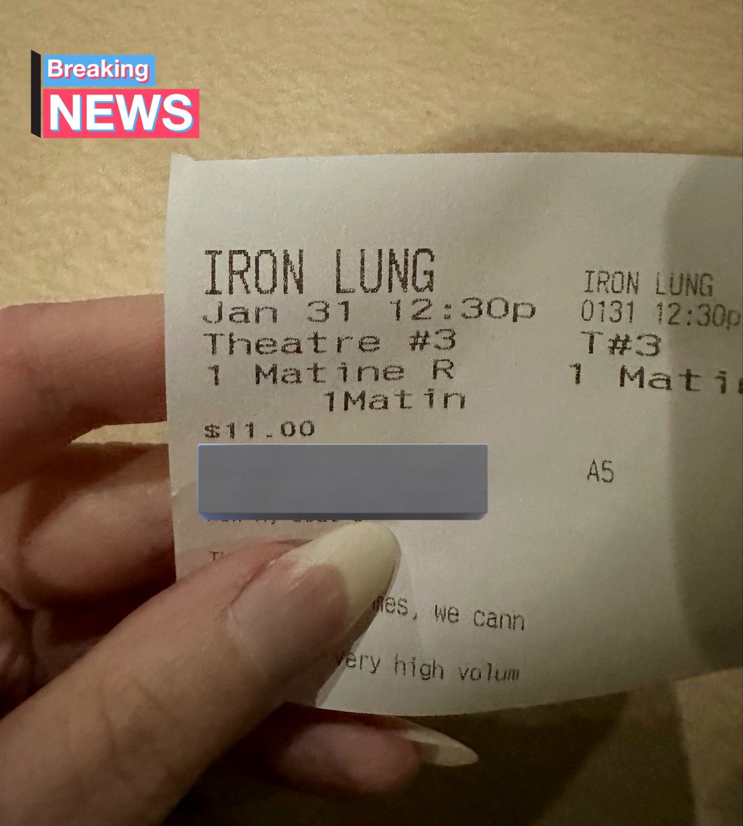 JordynJealousy's tweet photo. Went to see Iron Lung this weekend! And of course we had to wear Cloak while doing so. 🙂‍↕️ Congratulations, Mark~!! 🩸

#IronLungMovie #IronLung #Markiplier https://t.co/yzFncLrCEq