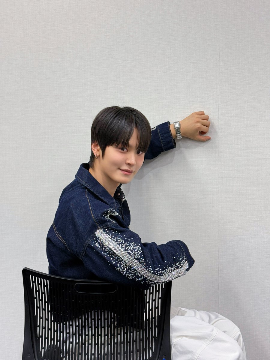 TPST_twt's tweet photo. [#태래] 대기실에서~🎶🎶 https://t.co/l6Sodhj17H