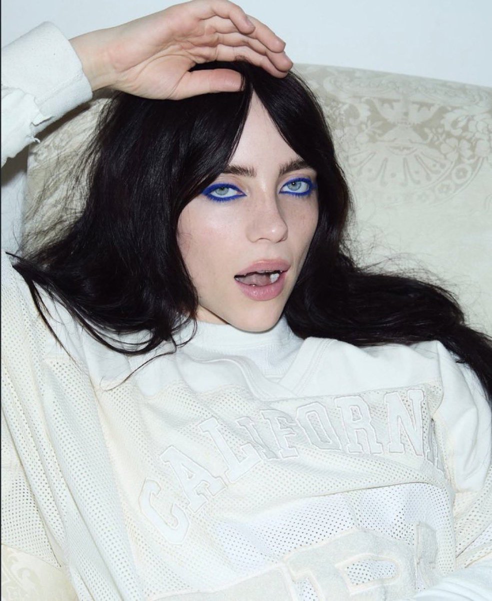 PopBase's tweet image. Billie Eilish is now a 10x #GRAMMYs winner.