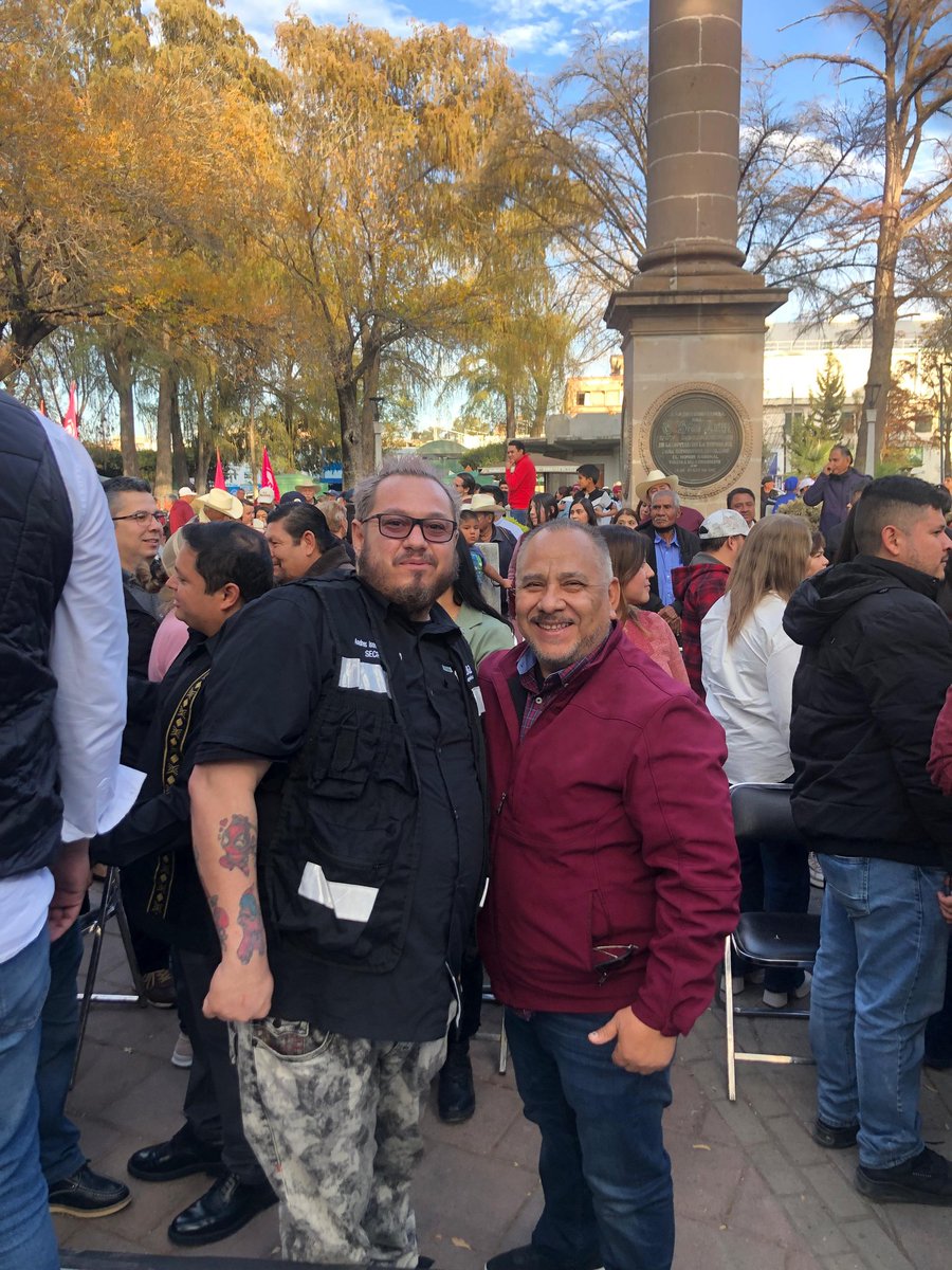 AndresBarbaM's tweet photo. Presentes en las Jornadas en Defensa de la Soberanía Nacional, acompañando con convicción y compromiso a las y los compañeros del movimiento.

La unidad y la organización siguen siendo la base para fortalecer la #CuartaTransformación.

#Unidad https://t.co/JKC1HhJp4w