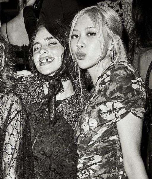 charts_rose's tweet image. Unfortunately "APT." didn't won "Song of The Year" at the 2026 #Grammys . 

— Congratulations to the talented Billie Eilish and fans for the winning. 💙