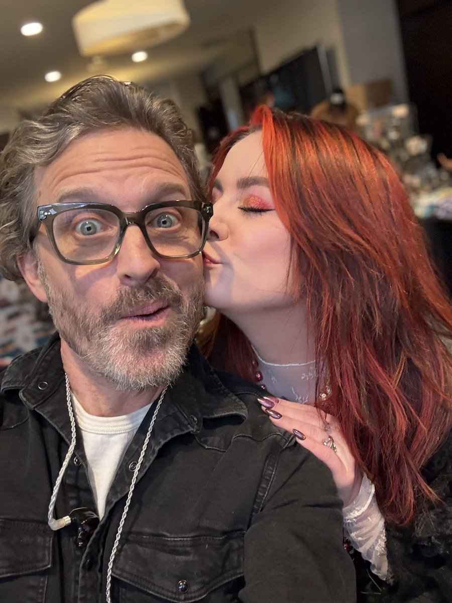 aud__1's tweet image. Back at’cha, @RobBenedict ♥️