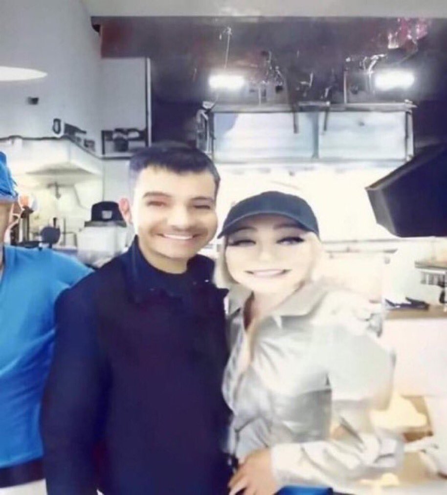 heswiftz's tweet image. se eu ganhasse um grammy meu discurso seria
“fuck ice, fuck trump, fuck nicki minaj and free palestine”