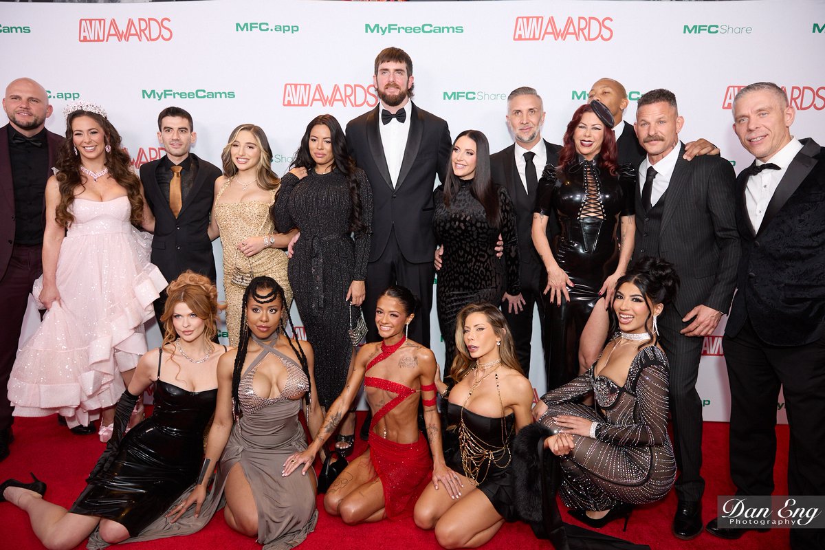 DanEngPhotos's tweet photo. AVN @avnawards 2026 red carpet with @Brazzers 
@jmac1864 @CherieDeVille @JordiEl42406170 @kayleygunner @cutelunastar @ANGELAWHITE @KeiranLee @AlexisFawx @Rickybehavior @MickBluexxx @Scottnails4 @EllyClutchxo @thekiranoir @Madison420Ivy @jasminesherni_ @xxxforkeeps @girthmasterr https://t.co/yKoNNW4Ozf