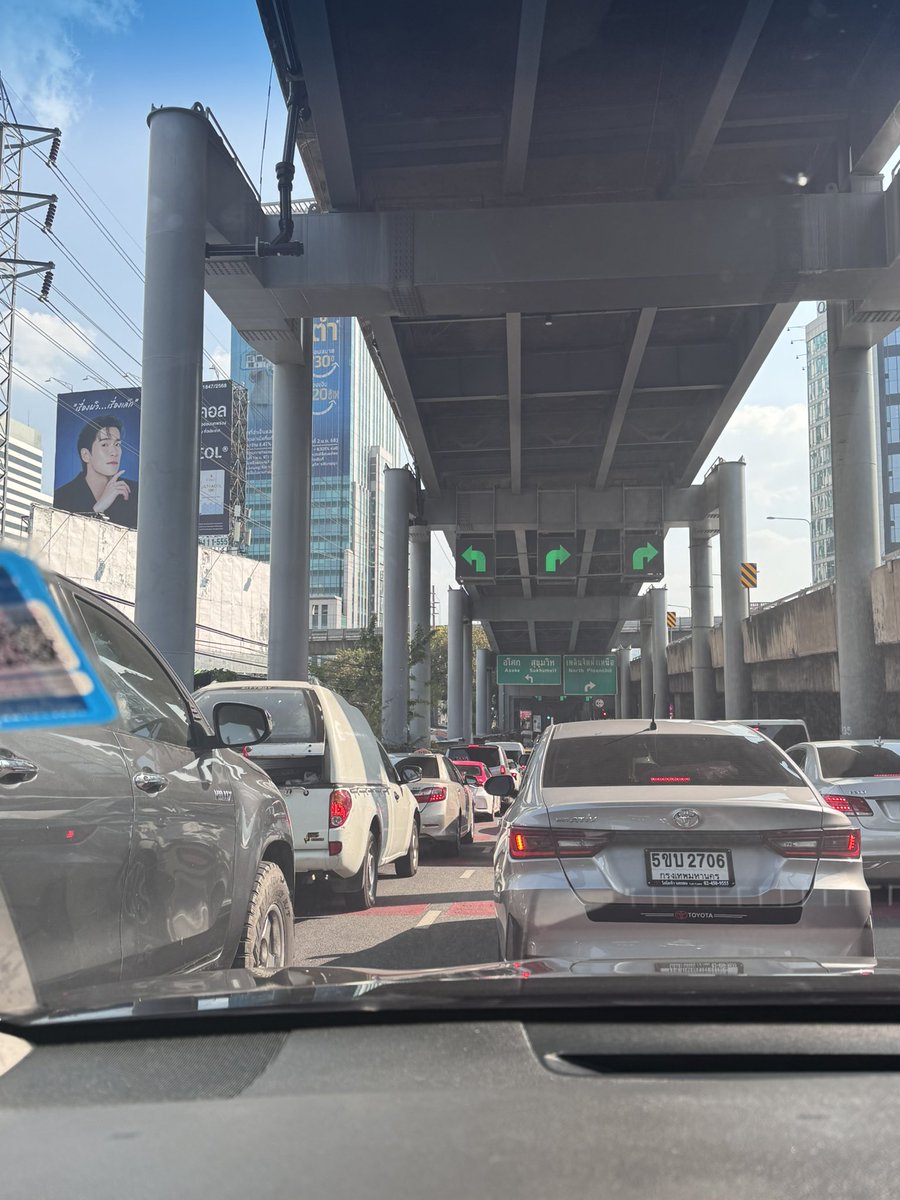 カオス

バイクレンタルして今度は絶対走ろう