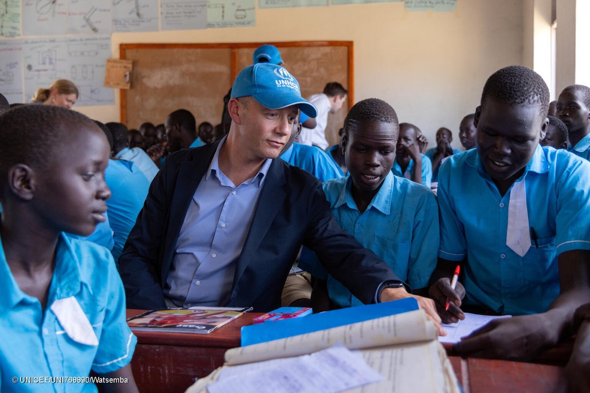 UNICEFUganda's tweet photo. Young people bring fresh ideas, lived experiences, and bold solutions to education challenges.
Their leadership is shaping classrooms of today and tomorrow.
#InternationalDayOfEducation #EducationDay #EducationForAll #InvestInUGchildren https://t.co/o6KXaF9LFA
