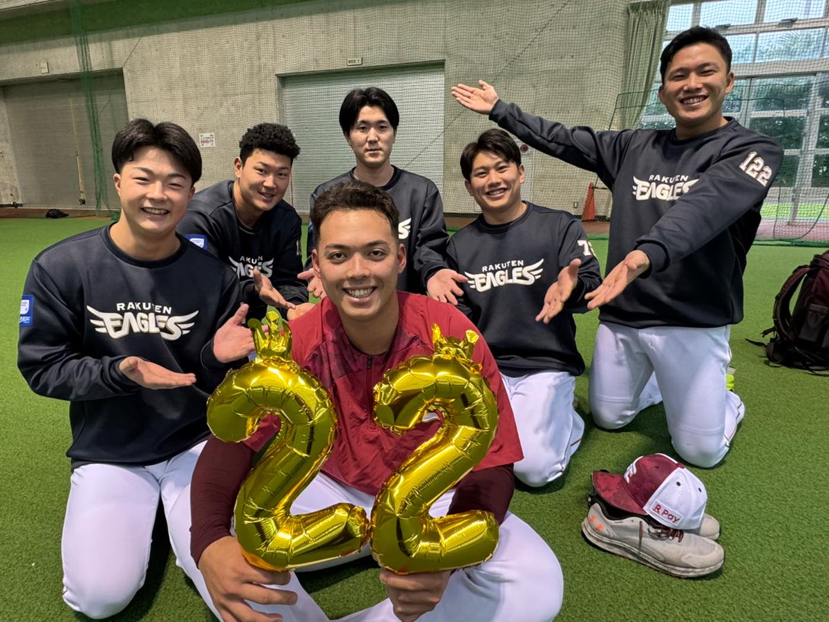 久米島キャンプ2日目が終了！ 全体練習後も最後まで残って打ち込みを