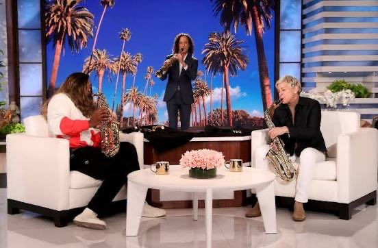 BrianIsSalty's tweet photo. You mean to tell me the bitch that had her set look like Epstein’s island also passed out pizza at the Grammy’s and called on Harvey Weinstein to pay for it and I’m just supposed to think this is all just a coincidence?

#pizzagate https://t.co/RtWOox59Tv