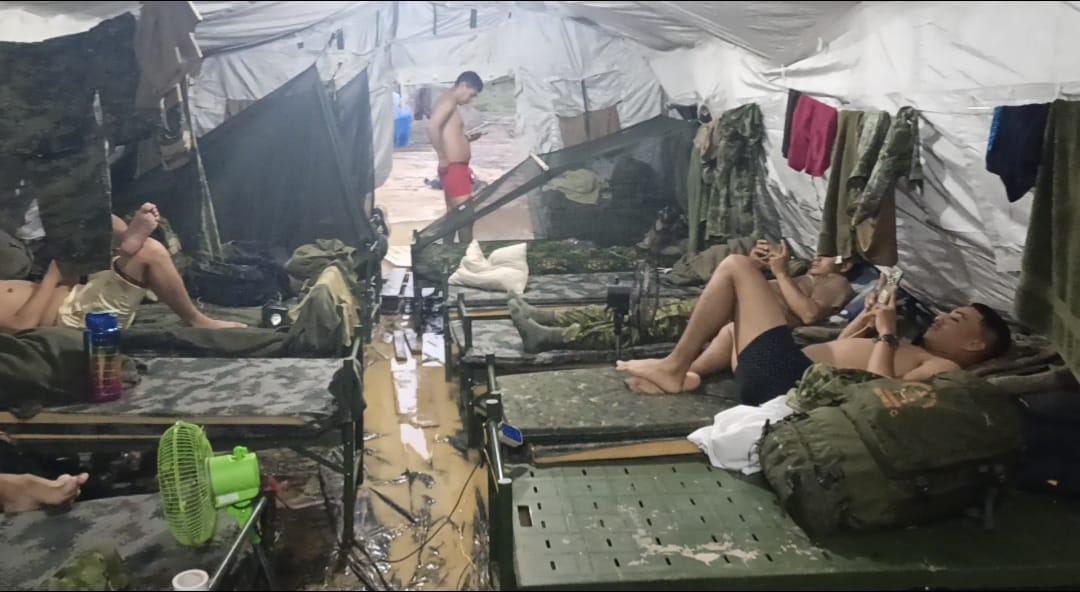 Rafael Correa tweet media