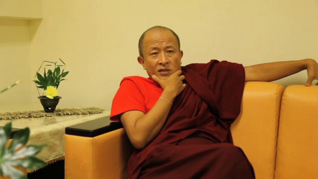 JDharmaQuotes's tweet image. Acts of Generosity ~ Dzongsar Khyentse Rinpoche
justdharma.org/acts-of-genero…

#DzongsarKhyentseRinpoche #Buddha #generosity #virtue