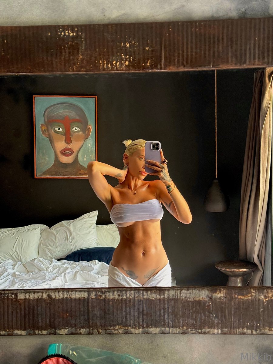 mikkiiJ's tweet photo. Morning baby https://t.co/hcreX1UDbw