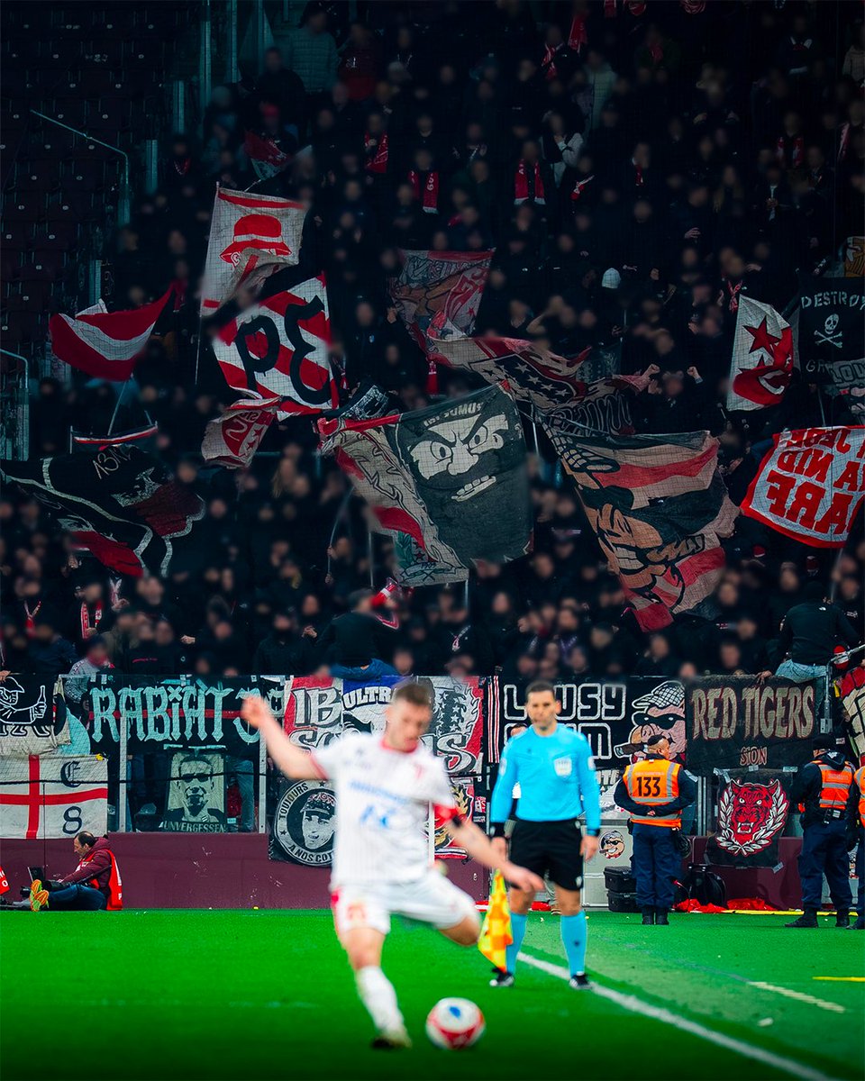 📣🙌🏼

𝙈𝙖𝙩𝙘𝙝 𝙣𝙪𝙡 𝙨𝙪𝙧 𝙡𝙚 𝙩𝙚𝙧𝙧𝙖𝙞𝙣, 𝙫𝙞𝙘𝙩𝙤𝙞𝙧𝙚 𝙚𝙣 𝙩𝙧𝙞𝙗𝙪𝙣𝙚. 🫡

Merci aux 1'100 Valaisannes et Valaisans présents samedi à Genève. ♥️

🗣 𝗔𝗹𝗹𝗲𝘇 𝗦𝗶𝗼𝗻 🔴⚪️

#Ensemble #Toujours