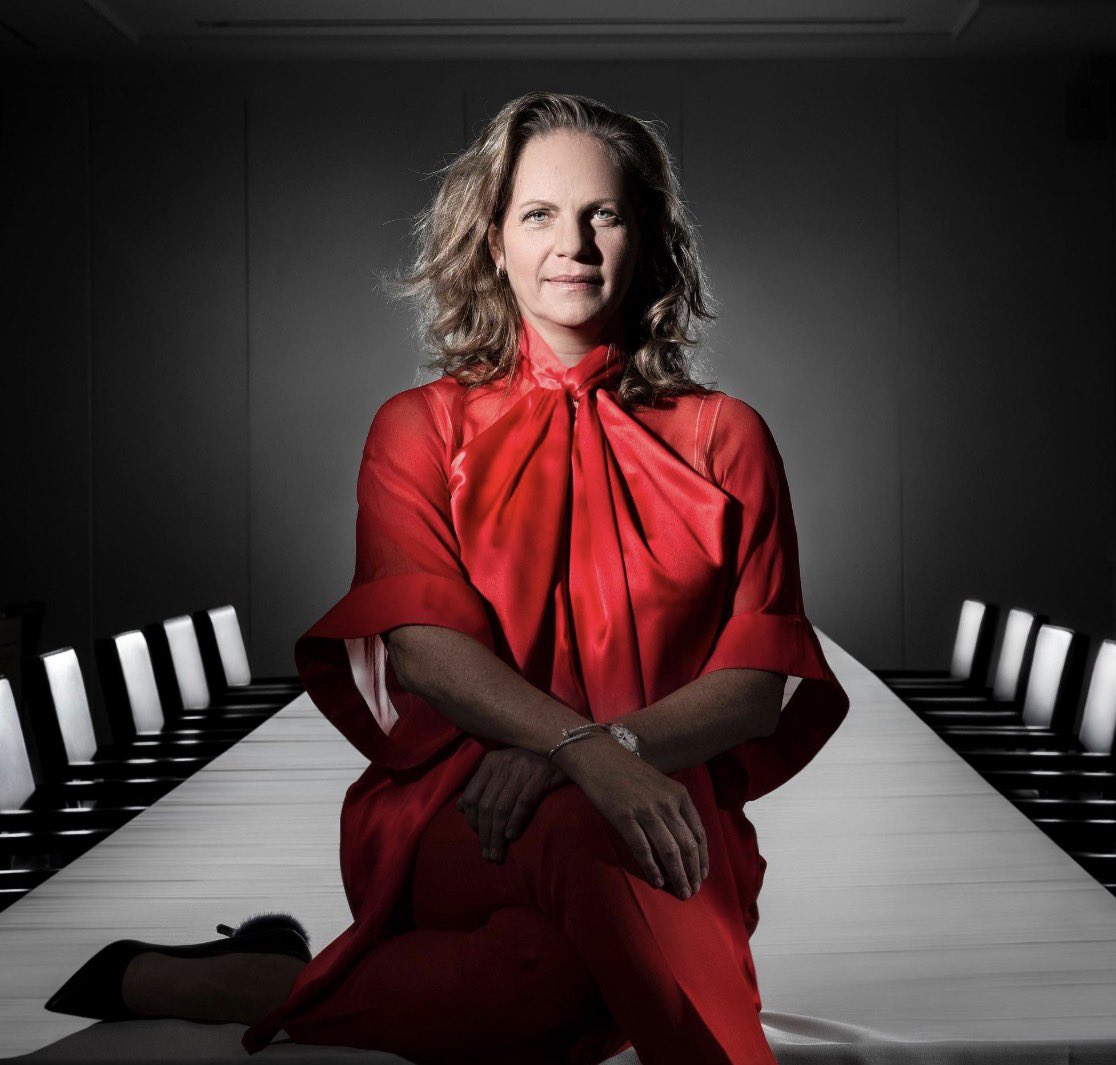 camille_moscow's tweet image. LES ROTHSCHILD ONT CRÉÉ HITLER ?
🇺🇸 Ariane de Rothschild (banquière française, PDG Edmond de Rothschild,) a confié à Epstein que sa famille a soutenu et planifié la politique de destruction massive d’Hitler pour accroître leur pouvoir absolu.

Elle lui demande ensuite : « As-tu…