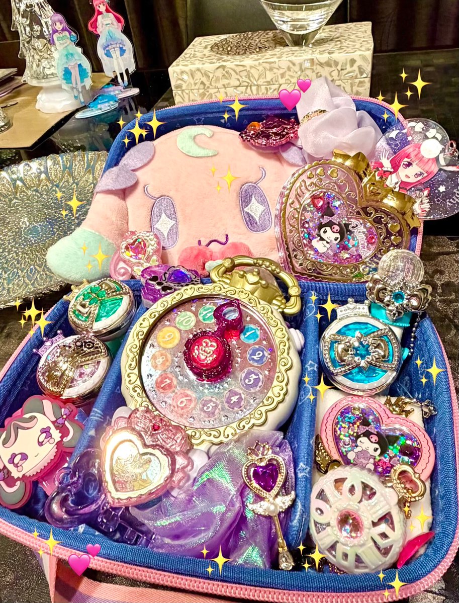 ◆万能過ぎるアイプリカードボックス
娘「お〜 ちょうどイイ感じ✨写真撮って❗️

と、娘がジュエルキュアウォッチも アイプリブレスも持ち歩きたいらしく、入れたら なかなか良い感じで大喜び

もっと飾ろうか！と、娘の宝物も入れ撮ったら可愛いボックスに(*´꒳`*)💕やっぱ持ち歩きたくない❗️に変化w