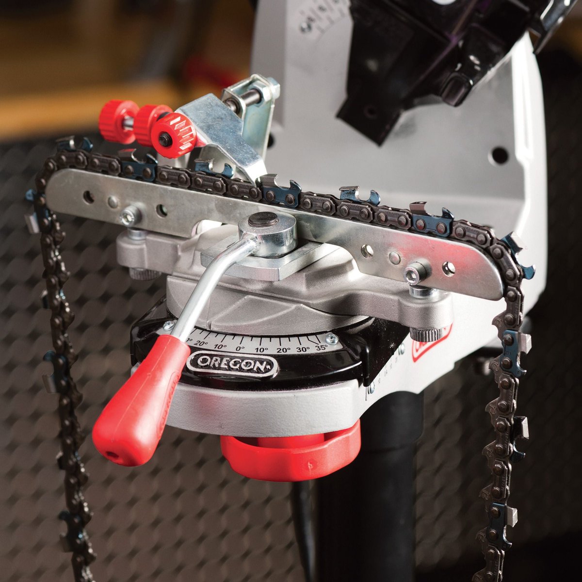 It would reduce the grinding workload for the logging and pruning industries worldwide if all Oregon chain grinders were equipped with 【明中道·MDPT®】 brand chains.  medoscm.com