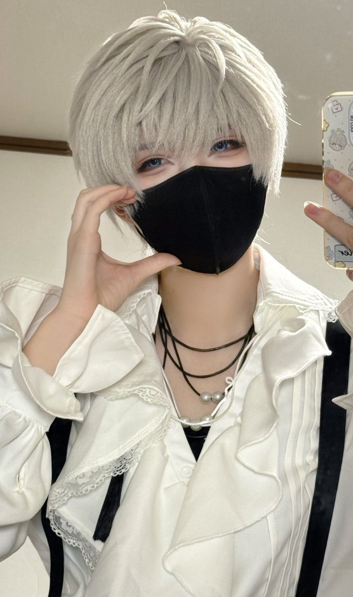 楪 れお tweet media