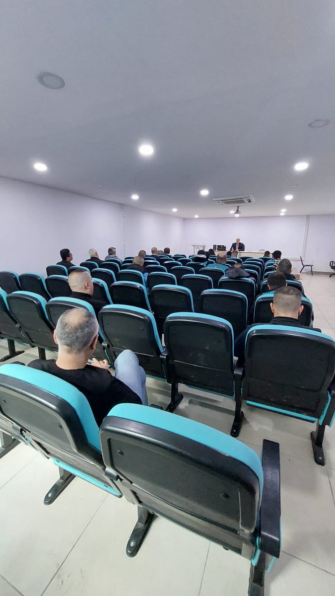 Berat Kandili dolayısıyla yükümlülerimize yönelik kandil programı düzenledik. 

Kandilin anlam ve önemine dair paylaşımların yapıldığı programda; birlik, beraberlik ve manevi değerler vurgulandı.

#ctekurumsal 
#denetimliserbestlik
#beratkandilinizmübarekolsun