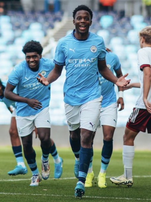 بحسب سكاي سبورتس إيطاليا: يوفنتوس يقترب من ضم موهبة مانشستر سيتي الشابة جاستن أوبواوودوو 