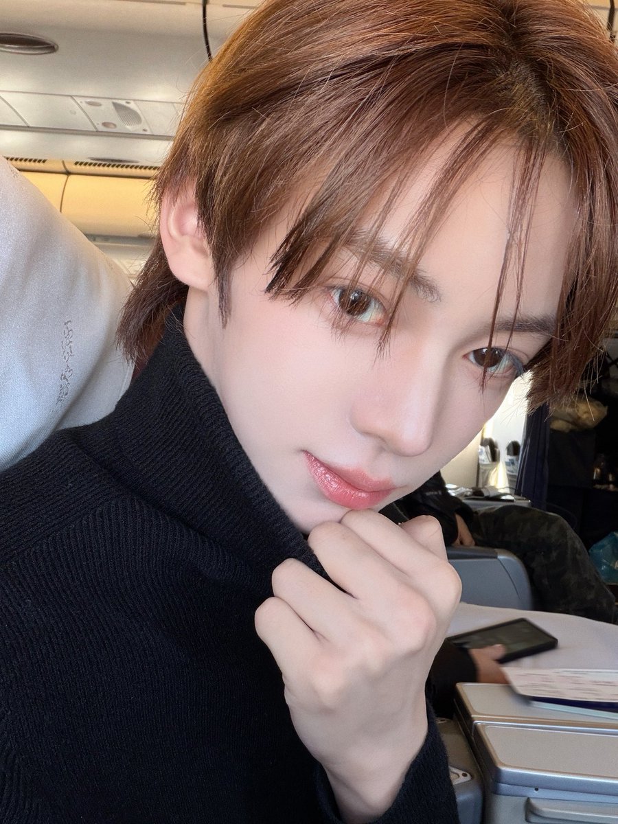 Hranjin's tweet photo. we’ve arrived in seoul! https://t.co/tDVNaGOtLS