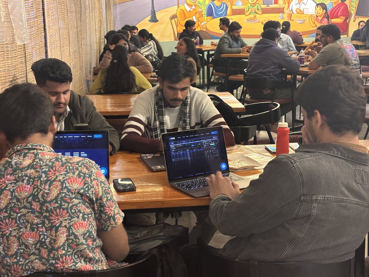 KunwarAnirudhS3's tweet photo. Had fun at @Pi42Exchange Meetup by @HackTourIND &amp; @pu_dao_ ⚡️
Met some like minded peers and Traders!🚀 https://t.co/aFOnvxtbhu