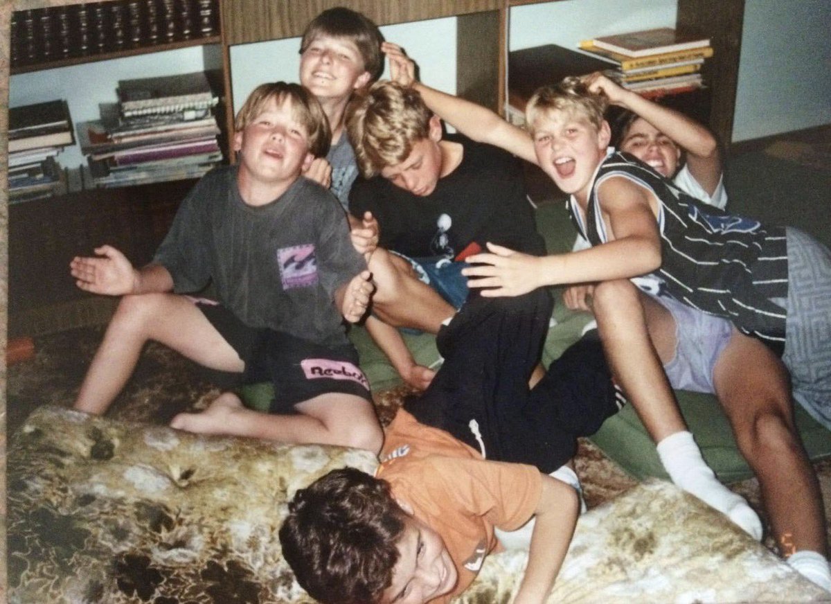 Kane Cornes tweet media