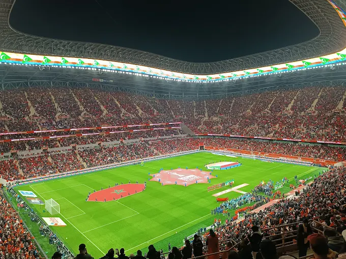 غير كمنطي عرفناك كتشوف.. فعلاً العالم الآخر المنفصل عن الحقيقة 🇩🇿💀
😂😂😂😂😂😂😂