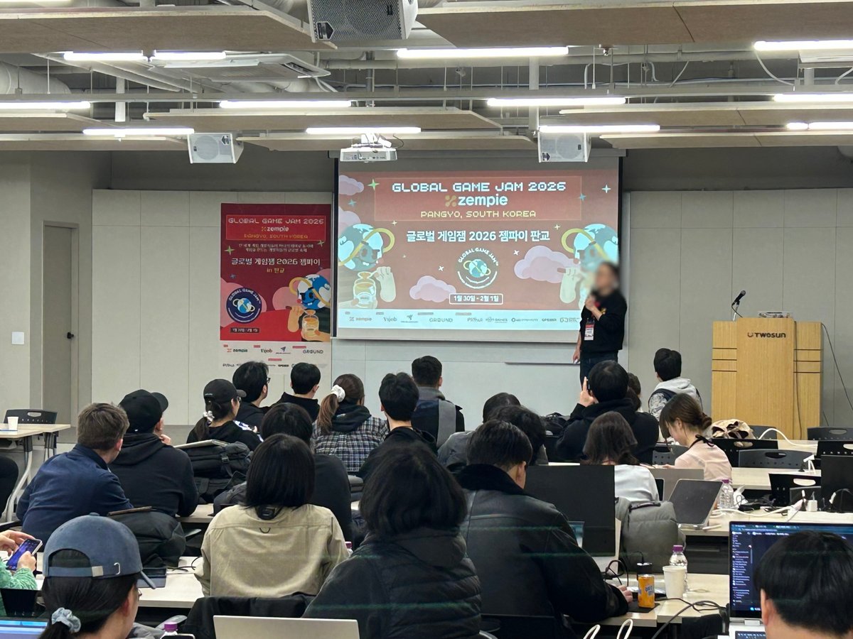 Plithus_official tweet media