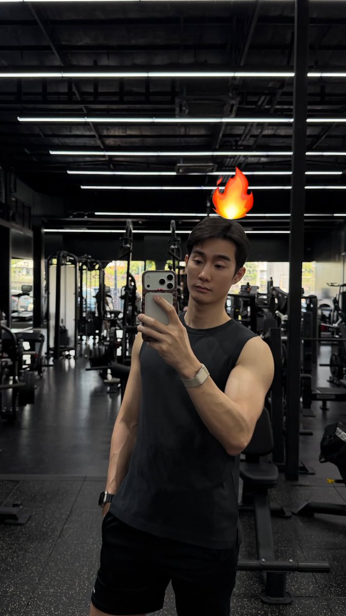 forceofficial02's tweet image. 𓈃 02.02.69 
IGS: fforce_

ฟอสสึมาเติมไฟยามบ่ายแล้วงับ 🔥🦊💪🏻

#fforce_ @fforcejs
#FOLARIS #เจ้าพวกจองหองพองขน