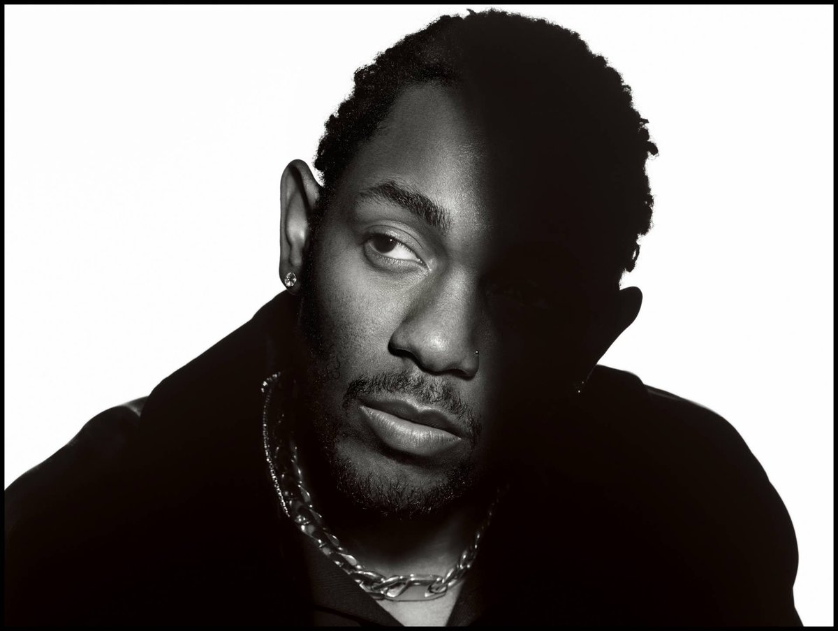 Kurrco's tweet photo. Kendrick Lamar and Stevie Wonder are now the only artists ever to win at least 5 #GRAMMYs in back-to-back years. https://t.co/WJwp4cCFpz