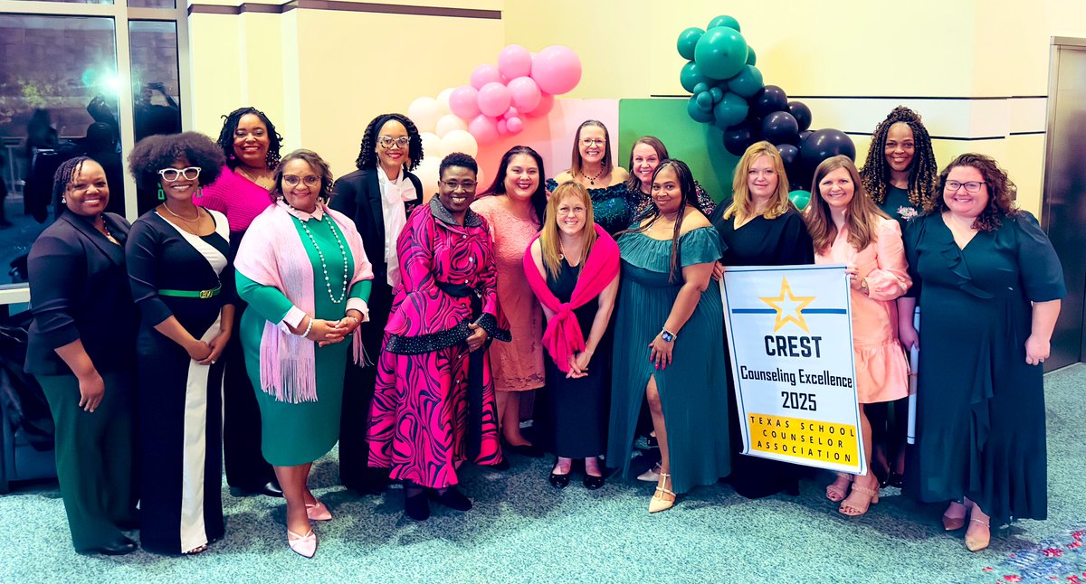FBISDCounselors's tweet photo. So proud of our CREST award winners, our CREST Leadership winners (MCMS & FSMS) & our CREST Advocacy winner (CSE)! Keep up the exceptional work that you are doing ๐๐ป #CounselorsForGood #PSCC26 @FortBendISD @FBISDWholeChild https://t.co/AgtRhhIBng
