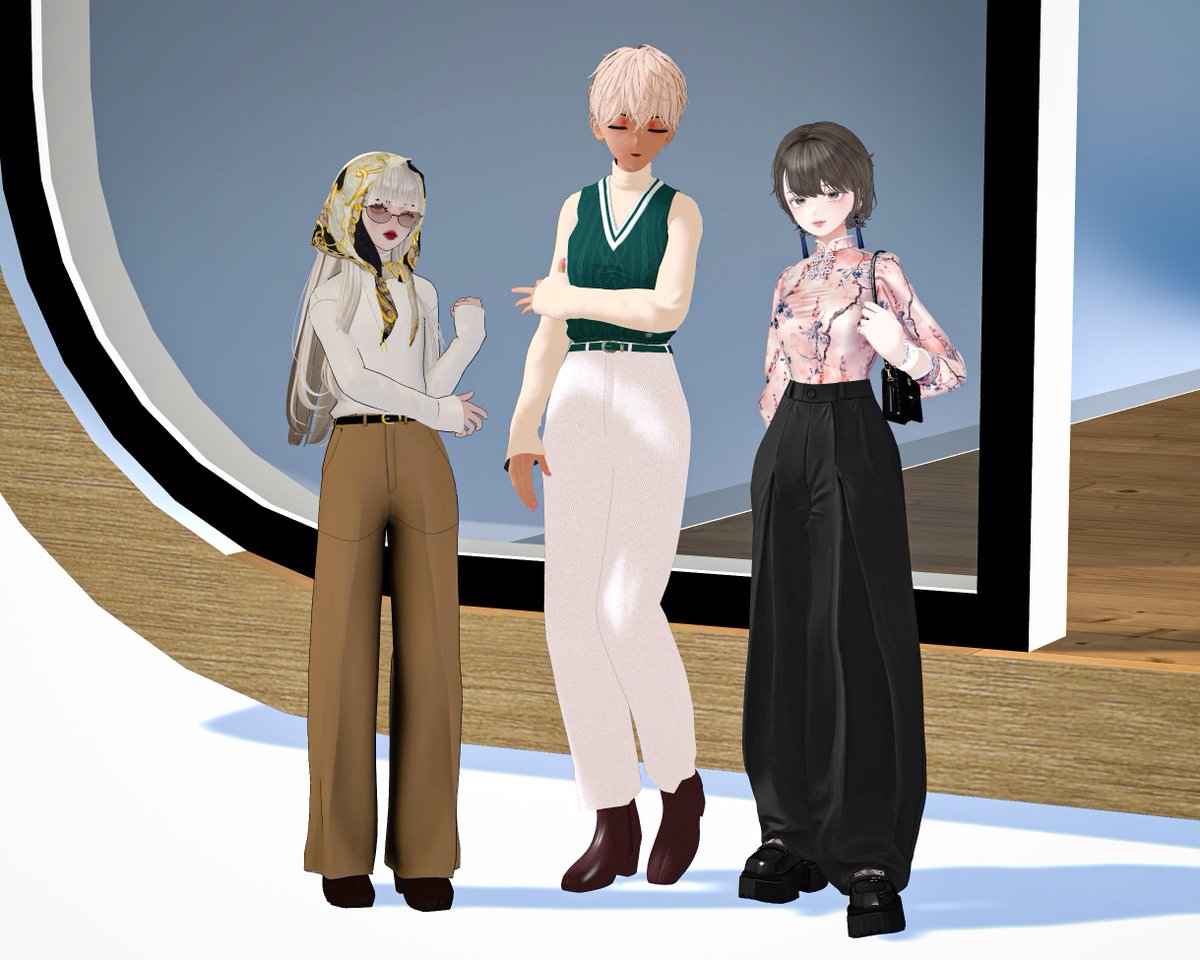 okgoldvr's tweet image. Monthly fashion meet🌸 Theme: "Old Money/New Money"~ So many fun looks! Me &amp;amp; @Smikiin wanted to match, so she picked an outfit from @applause_booth and we both purchased/styled it! I started with equestrian adjacent clothes, but ended up inspired by Princess Diana #ReaClo #VRChat