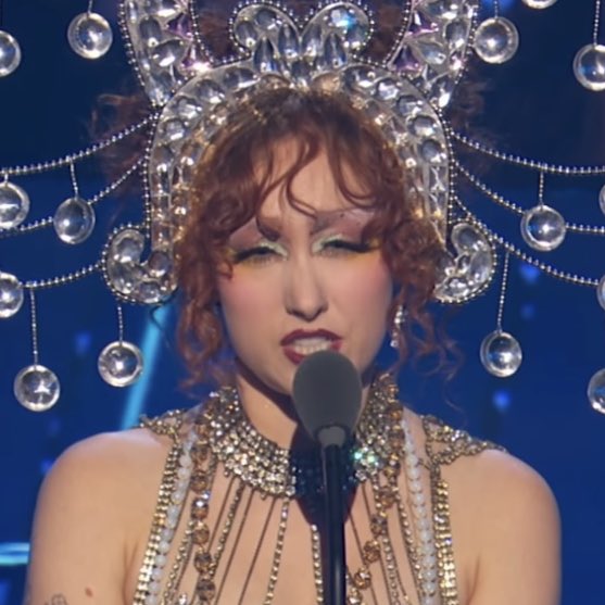 this blind ass bitch