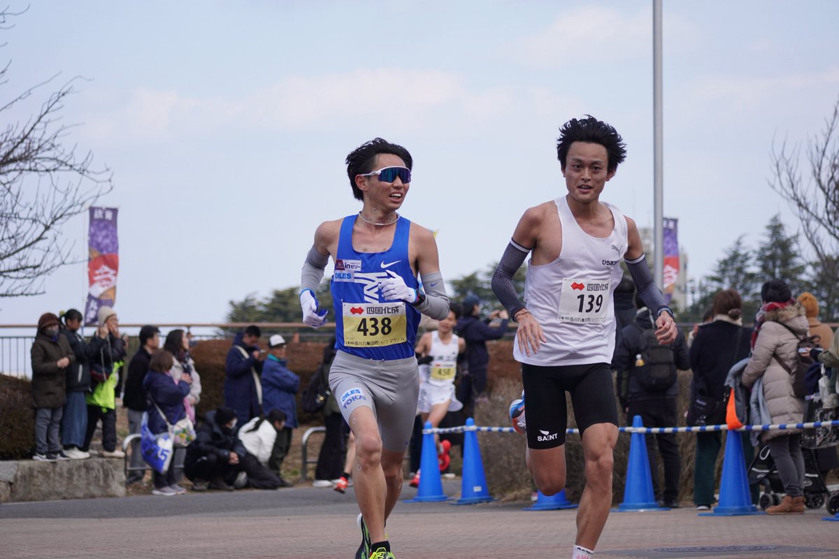 aepa47's tweet photo. 丸亀国際ハーフマラソン 2026

東海大学 藤田 悠選手
ひらまつ病院 神薗 竜馬選手
スタジアム入る直前で声掛けしてましたꉂꉂ📣
 #丸亀ハーフマラソン  #東海大学  #ひらまつ病院 https://t.co/A9447DraV5