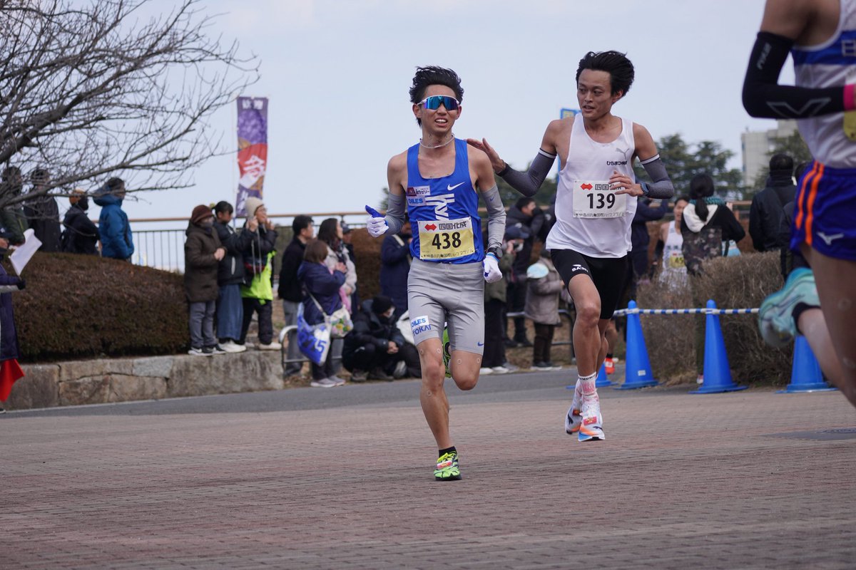 aepa47's tweet photo. 丸亀国際ハーフマラソン 2026

東海大学 藤田 悠選手
ひらまつ病院 神薗 竜馬選手
スタジアム入る直前で声掛けしてましたꉂꉂ📣
 #丸亀ハーフマラソン  #東海大学  #ひらまつ病院 https://t.co/A9447DraV5
